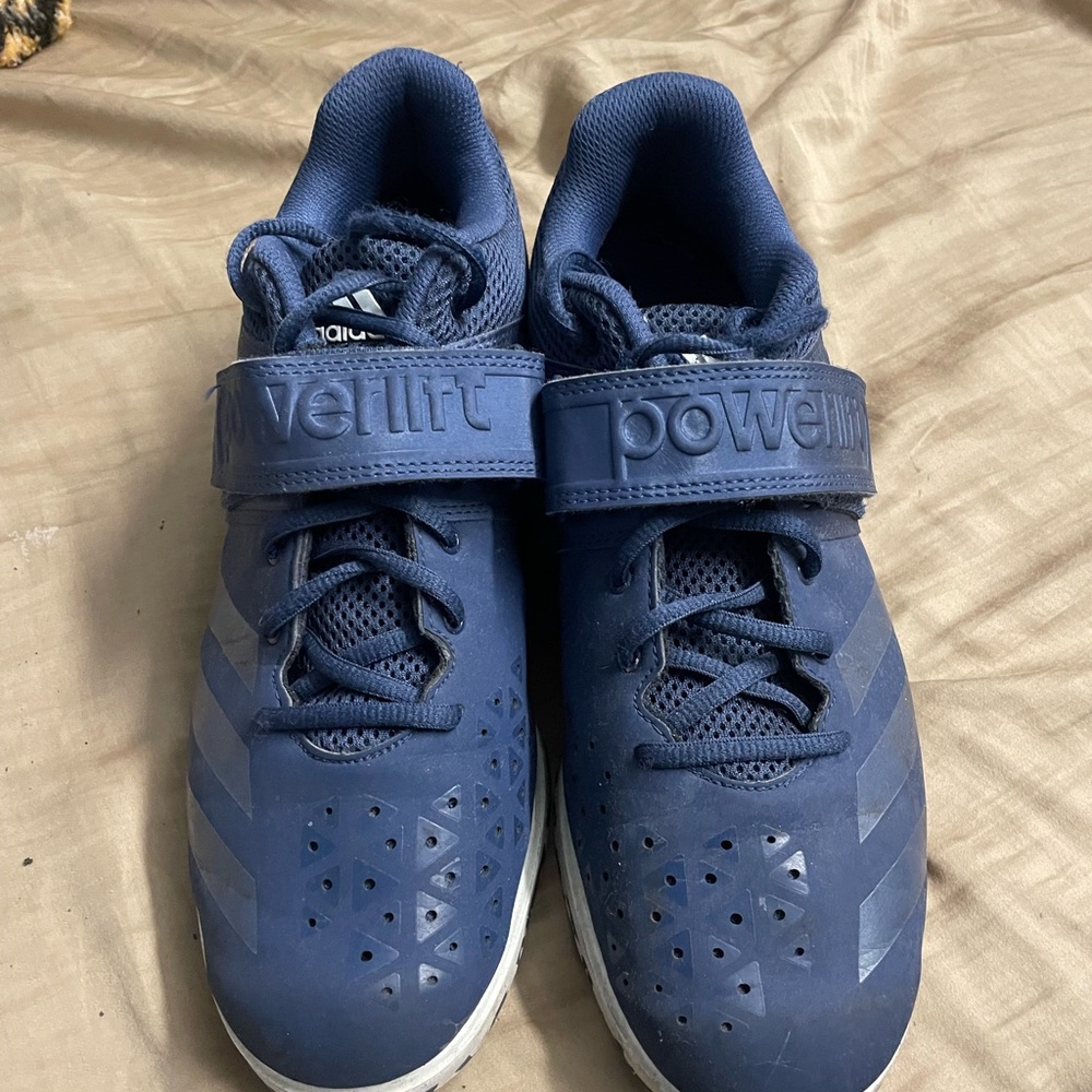 Adidas powerlift
